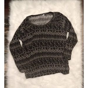 Maurices B&W tribal shirt size 2x